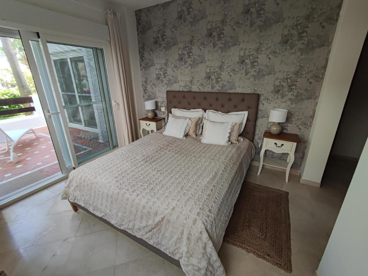 Costalita On The Beach - 3 Bedroom Cosy Apartment Estepona Exterior foto