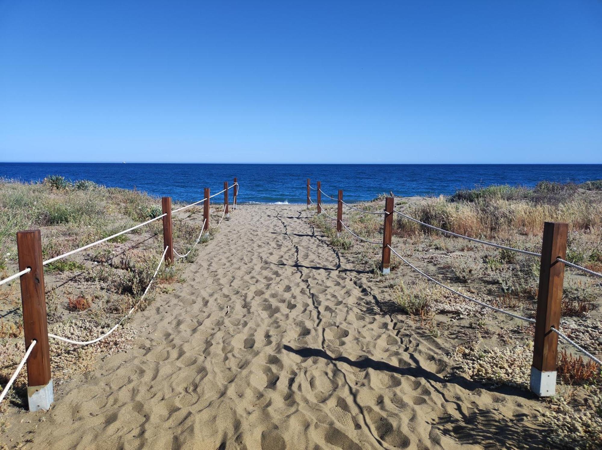 Costalita On The Beach - 3 Bedroom Cosy Apartment Estepona Exterior foto
